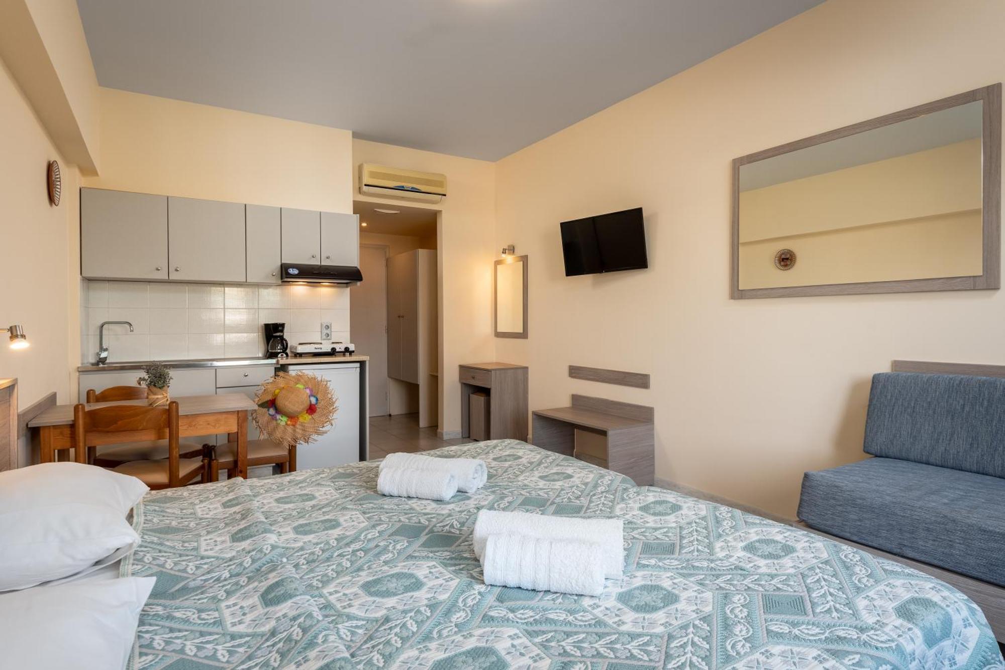 Ilyssion Holidays Hotel Ialisos Habitación foto